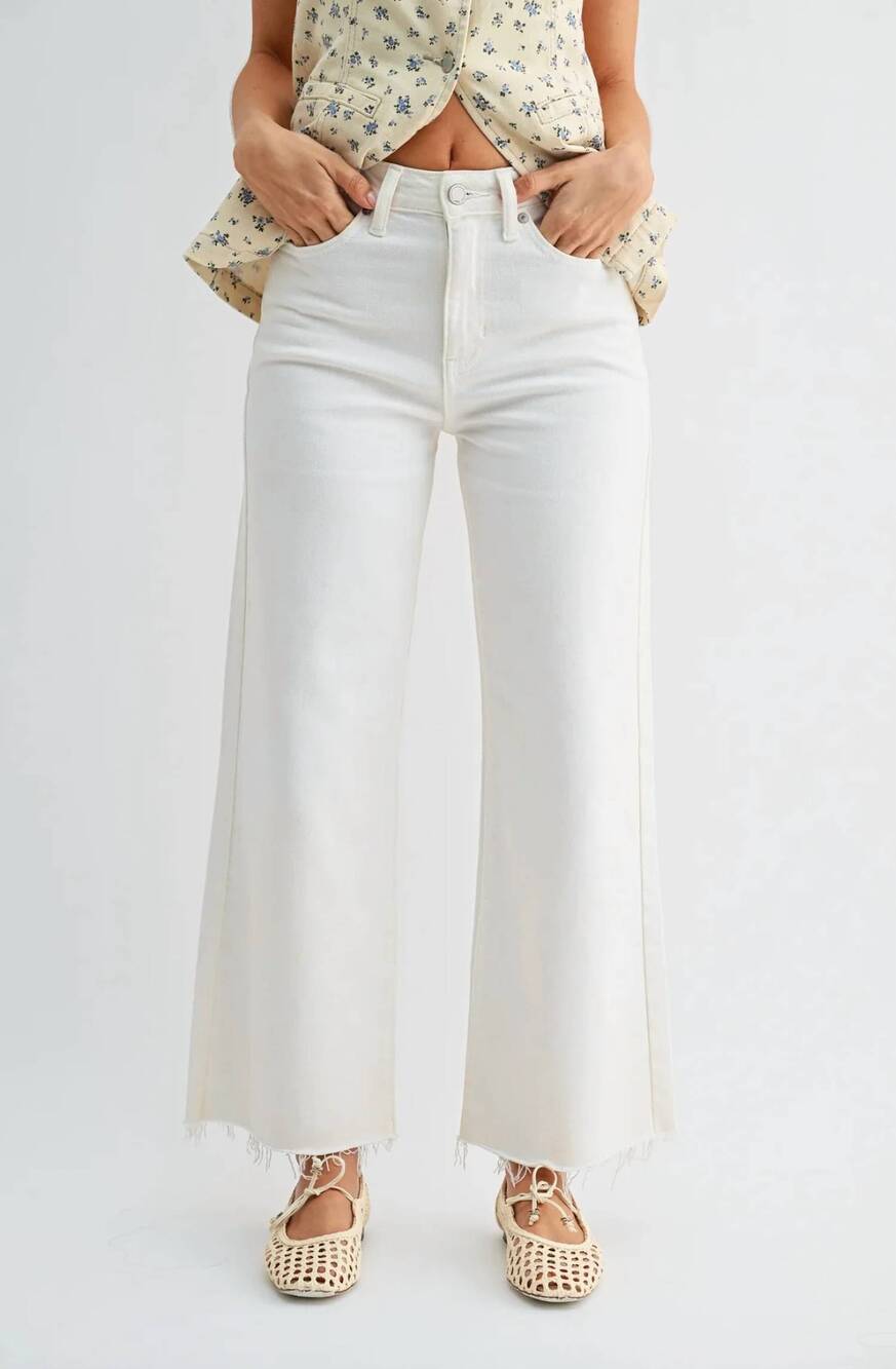 NEW JBD. women's slim scissor cut wide leg jean in blue